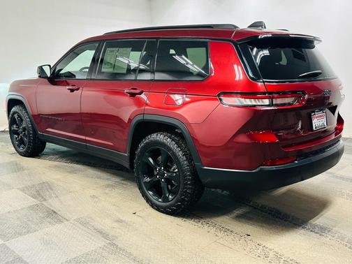 2022 Jeep Grand Cherokee L Altitude
