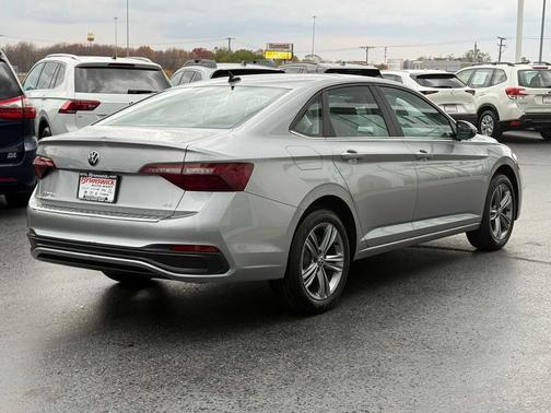 2023 Volkswagen Jetta 1.5T SE