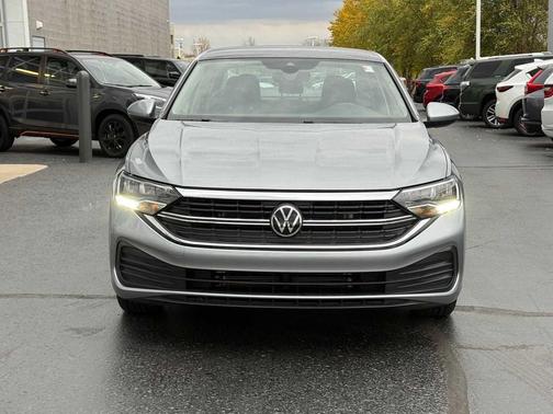 2023 Volkswagen Jetta 1.5T SE