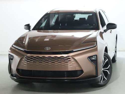 Bronze Age 2025 Toyota Crown Signia XLE