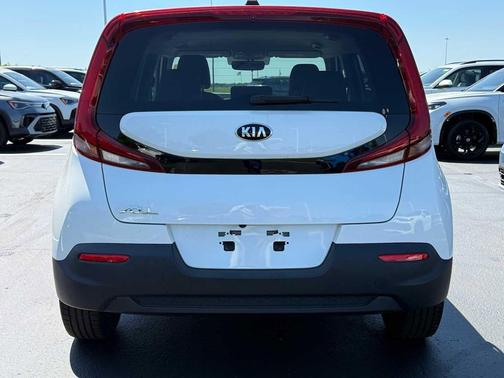Snow White Pearl 2020 Kia Soul LX