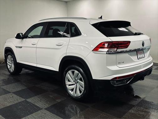 2022 Volkswagen Atlas Cross Sport 3.6L V6 SE w/Technology
