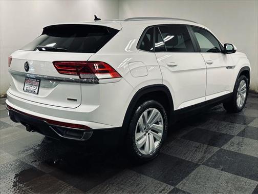 2022 Volkswagen Atlas Cross Sport 3.6L V6 SE w/Technology