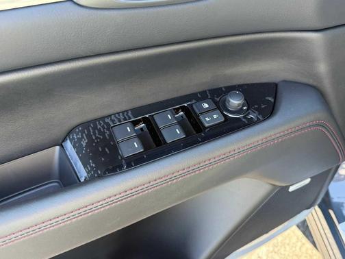 2025 Mazda CX-5 Carbon Edition