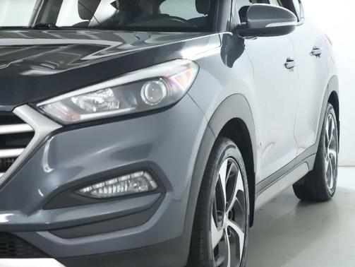 Coliseum Gray 2018 Hyundai TUCSON Value