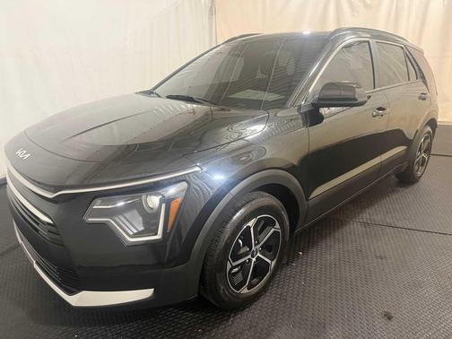 2025 Kia Niro LX
