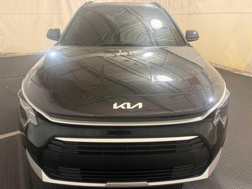 2025 Kia Niro LX