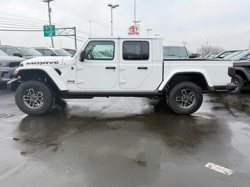 2026 Jeep Gladiator Mojave X 4x4