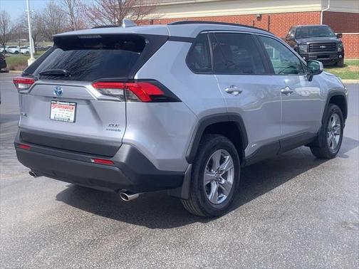 2024 Toyota RAV4 Hybrid XLE