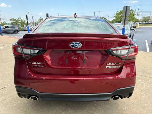 2025 Subaru Legacy Touring XT