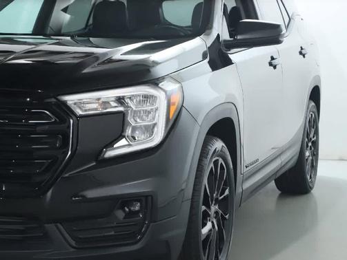 Ebony Twilight Metallic 2024 GMC Terrain SLT