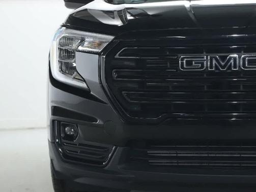 Ebony Twilight Metallic 2024 GMC Terrain SLT
