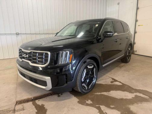 Ebony Black 2024 Kia Telluride S