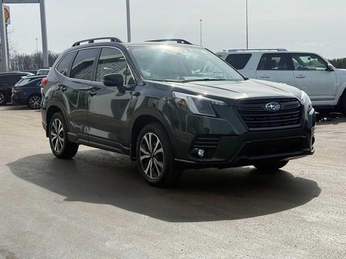 Cascade Green Silica 2024 Subaru Forester Limited