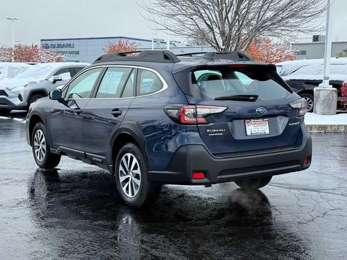 2025 Subaru Outback Base