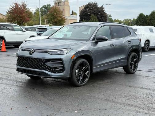 2026 Volkswagen Tiguan 2.0T SE R-Line Black 4MOTION