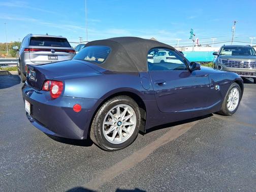 2005 BMW Z4 2.5i Roadster
