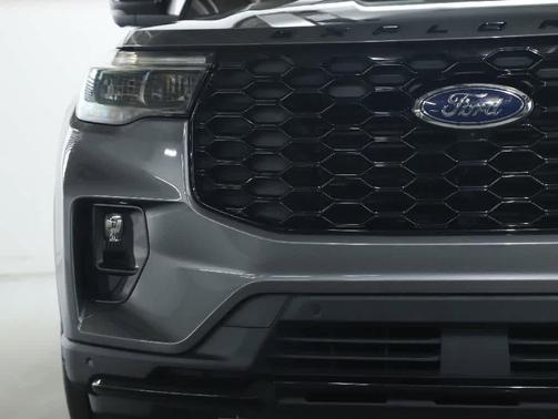 CARBONIZED GRAY METALLIC 2025 Ford Explorer ST