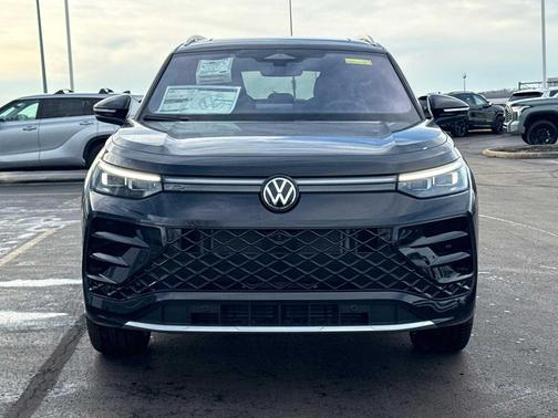 2026 Volkswagen Tiguan 2.0T SEL R-Line 4MOTION