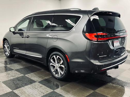 2022 Chrysler Pacifica Pinnacle