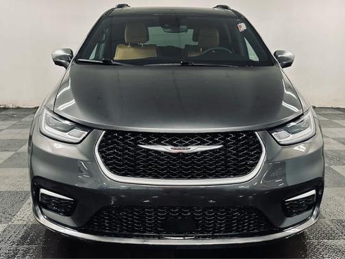 2022 Chrysler Pacifica Pinnacle