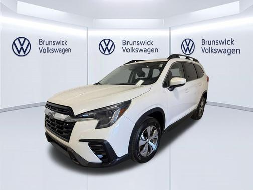 Crystal White Pearl 2024 Subaru Ascent Premium 7-Passenger