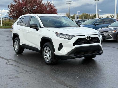 2022 Toyota RAV4 LE