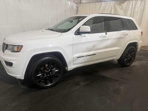 2021 Jeep Grand Cherokee Laredo