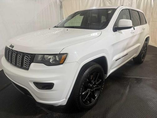 2021 Jeep Grand Cherokee Laredo