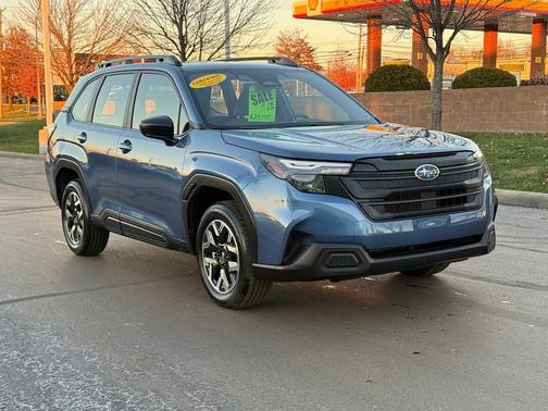 2025 Subaru Forester Base