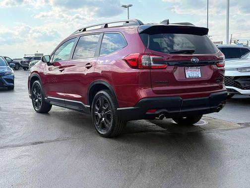 Crimson Red Pearl 2023 Subaru Ascent Onyx Edition 7-Passenger