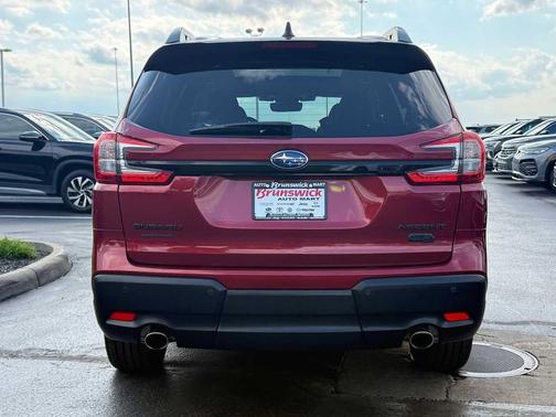Crimson Red Pearl 2023 Subaru Ascent Onyx Edition 7-Passenger