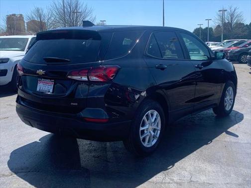 2023 Chevrolet Equinox LS