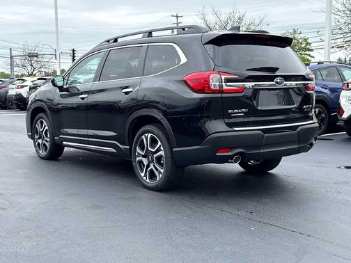 Crystal Black Silica 2026 Subaru Ascent Touring 7-Passenger