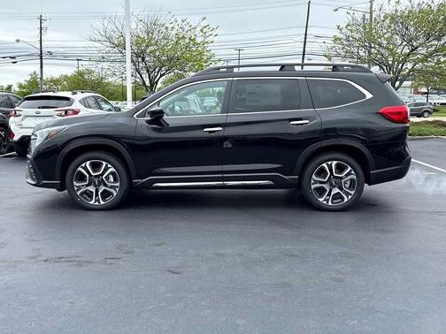 Crystal Black Silica 2026 Subaru Ascent Touring 7-Passenger