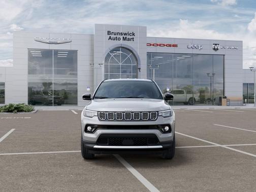 Silver Zynith Metallic Clearcoat 2026 Jeep Compass Limited