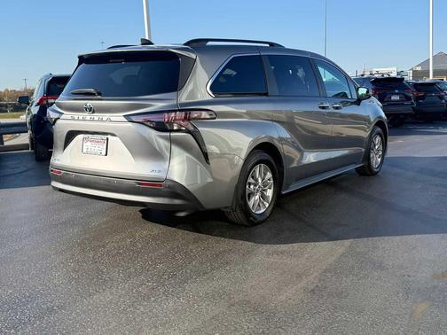 Heavy Metal 2026 Toyota Sienna XLE