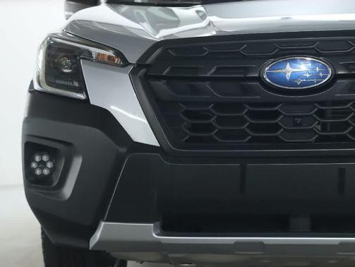 Ice Silver Metallic 2023 Subaru Forester Wilderness
