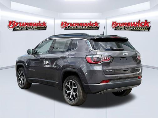 Baltic Gray Metallic Clearcoat 2024 Jeep Compass Limited