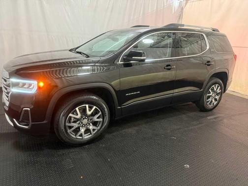 2023 GMC Acadia FWD SLT