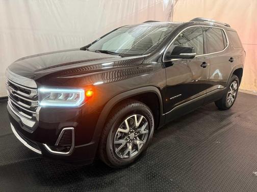 2023 GMC Acadia FWD SLT
