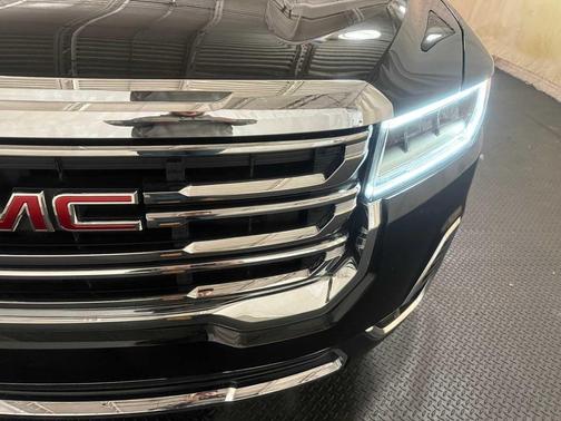 2023 GMC Acadia FWD SLT