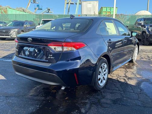 2026 Toyota Corolla Hybrid LE