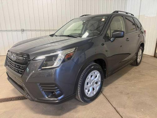 Magnetite Gray Metallic 2023 Subaru Forester Base