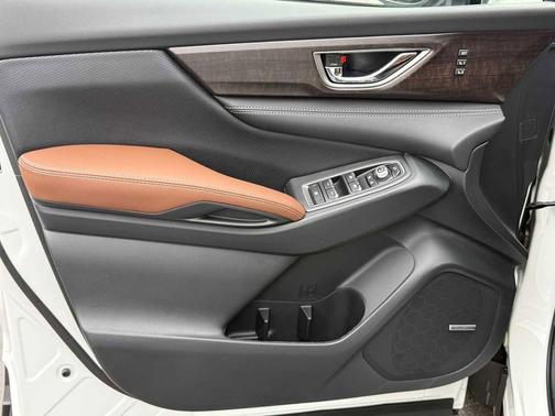 Crystal White Pearl 2026 Subaru Ascent Touring 7-Passenger