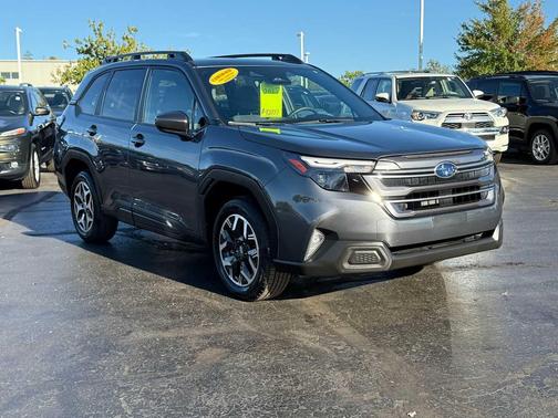 2025 Subaru Forester Premium