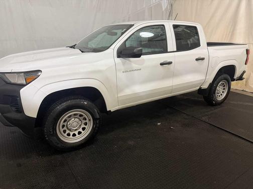2023 Chevrolet Colorado WT