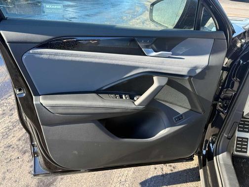 2026 Volkswagen Tiguan 2.0T SE R-Line Black 4MOTION