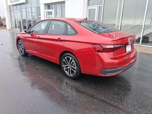 2025 Volkswagen Jetta 1.5T Sport