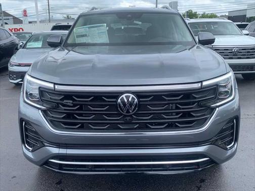 2025 Volkswagen Atlas 2.0T SEL Premium R-Line 4MOTION